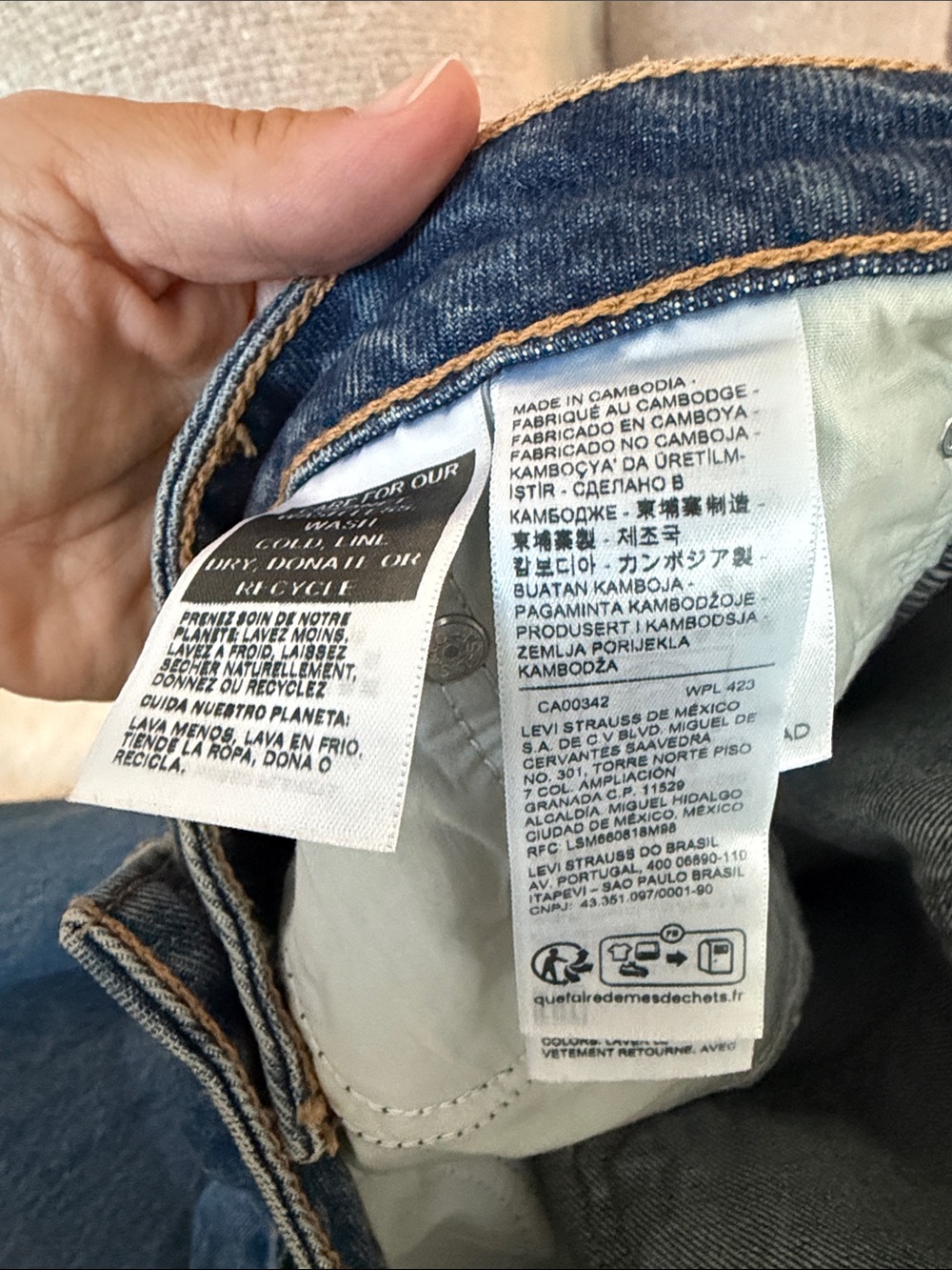 Levi’s Low Loose Denim - Picture 6 of 7
